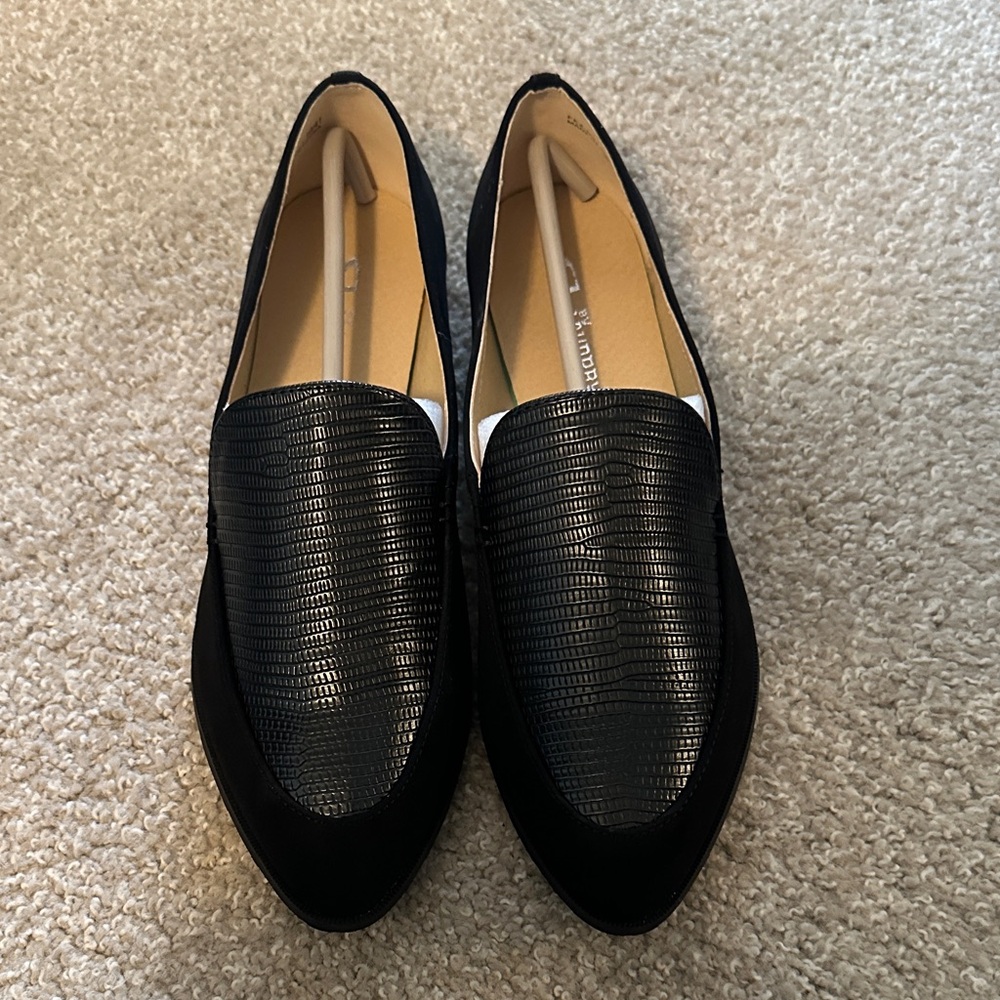 CL by Laundry Francie Black Textured Loafers NWT